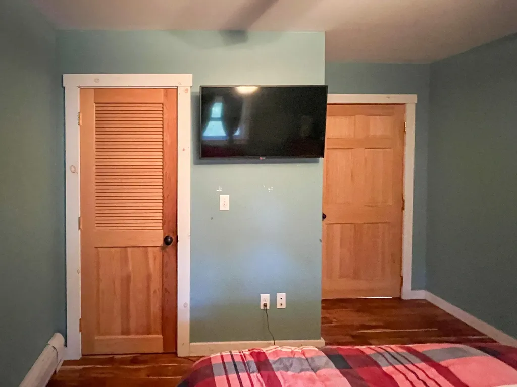 60 Hydes Way Palermo ME 04354