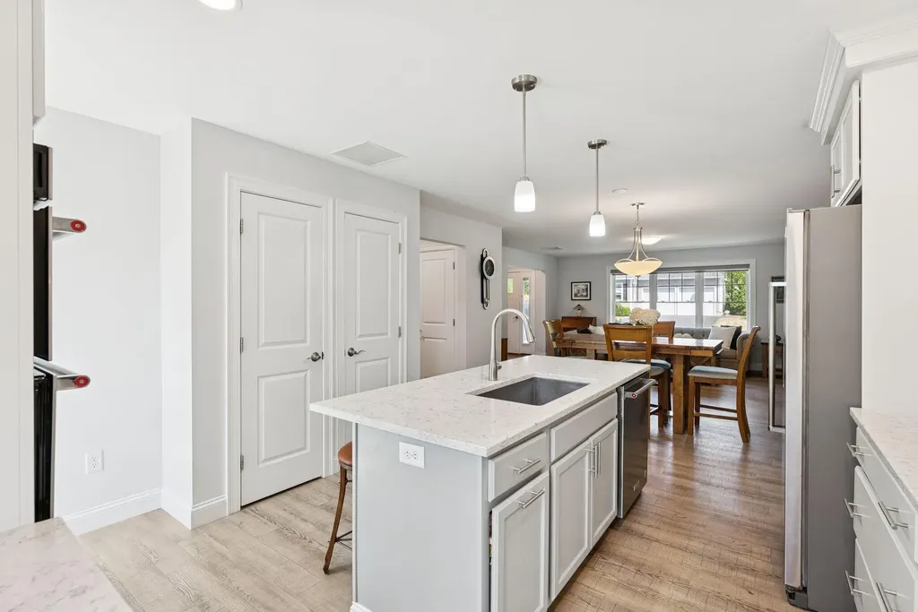 2 Chestnut Lane Kennebunk ME 04043