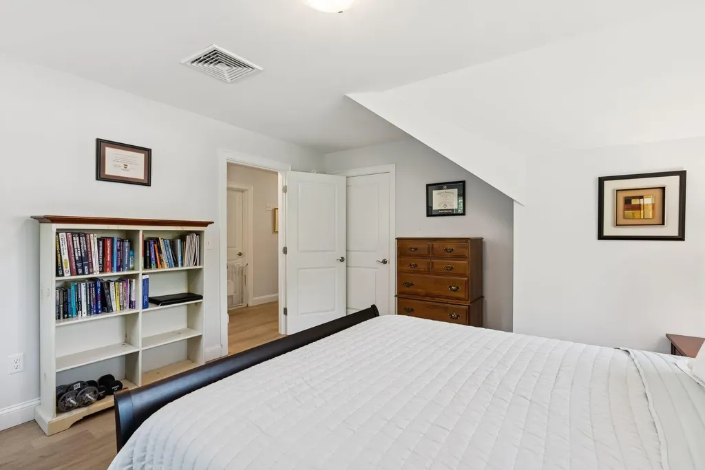 2 Chestnut Lane Kennebunk ME 04043