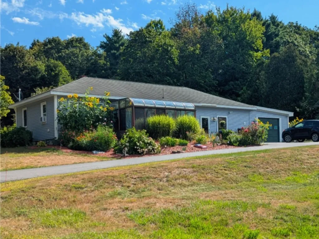 11 Beaver Hill Road Sanford ME 04083