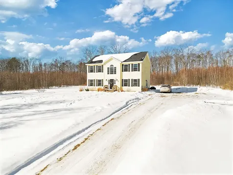 67 Rockwood Estates West Gardiner ME 04345