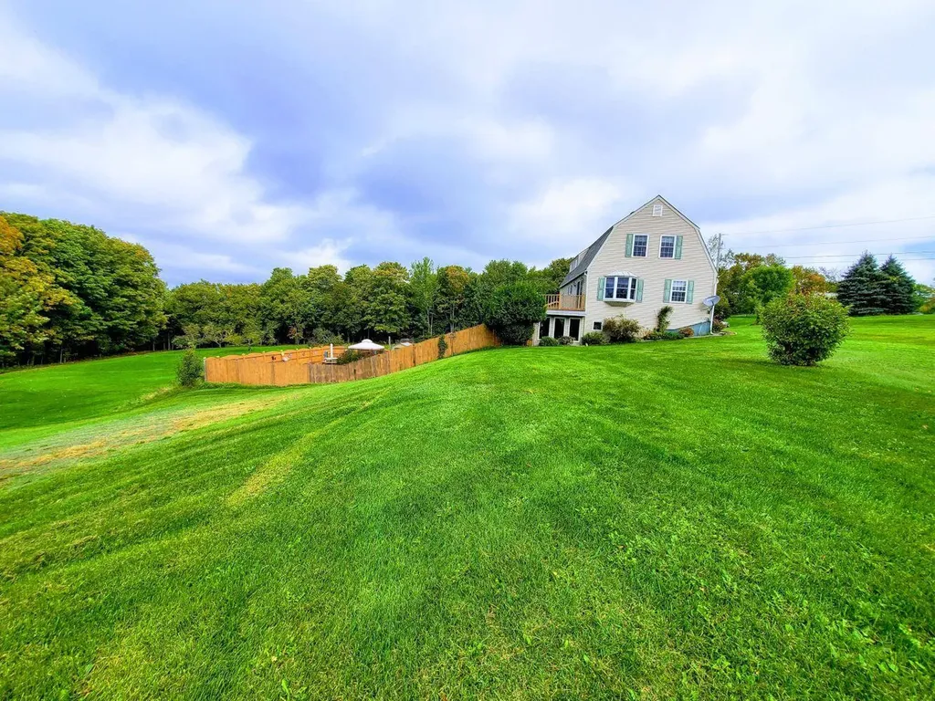 28 Messina Drive Skowhegan ME 04976