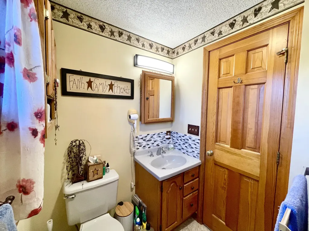 28 Messina Drive Skowhegan ME 04976