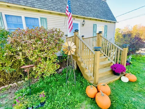 28 Messina Drive Skowhegan ME 04976