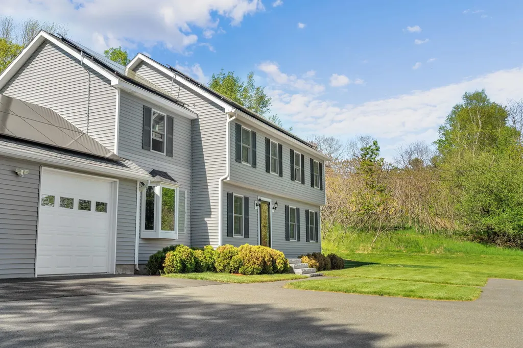 11 High Hill Court Dedham ME 04429