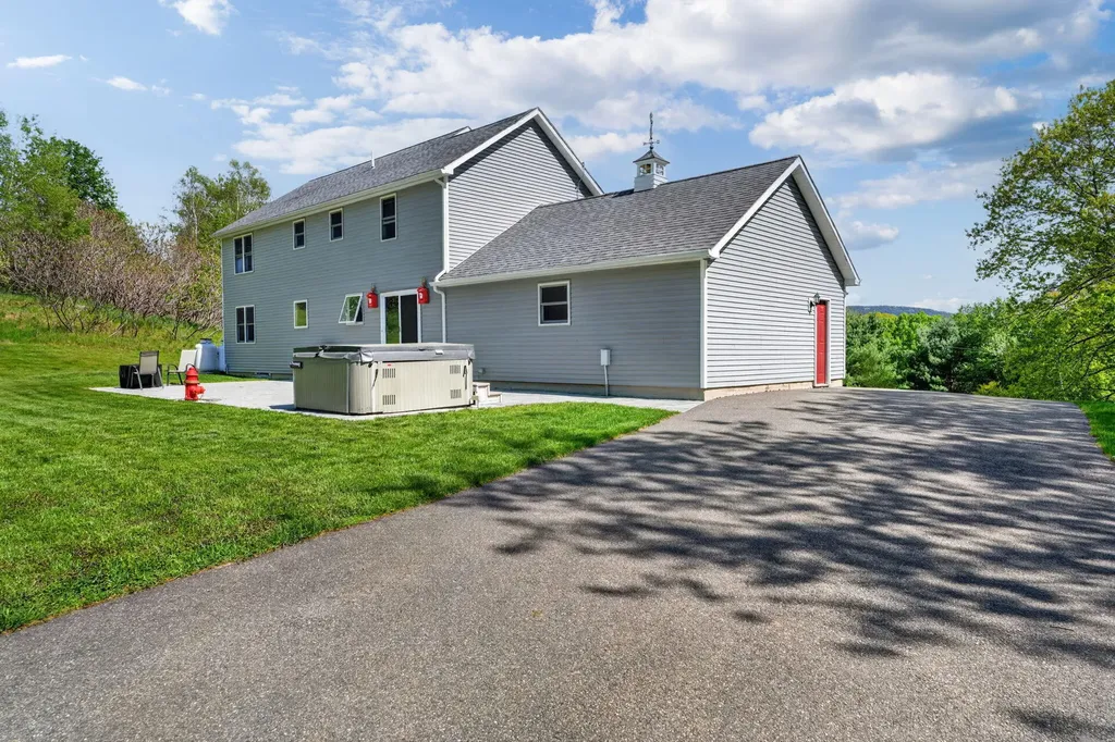 11 High Hill Court Dedham ME 04429