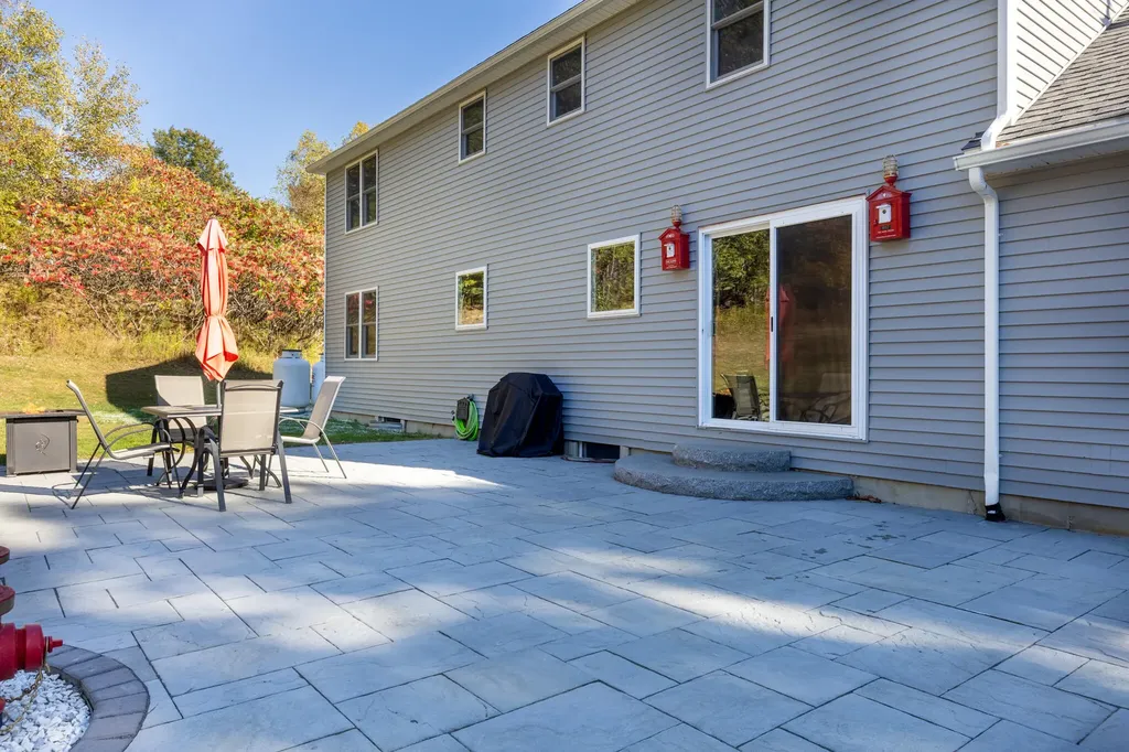 11 High Hill Court Dedham ME 04429