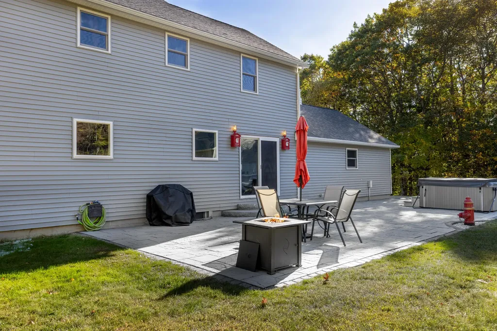 11 High Hill Court Dedham ME 04429