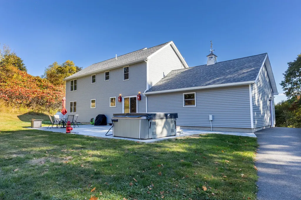 11 High Hill Court Dedham ME 04429