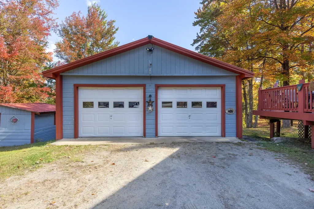 105 River Road Howland ME 04448