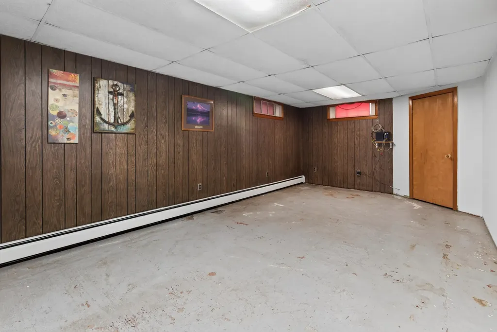 105 River Road Howland ME 04448