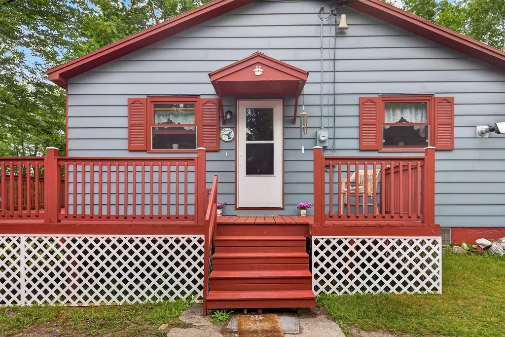 105 River Road Howland ME 04448
