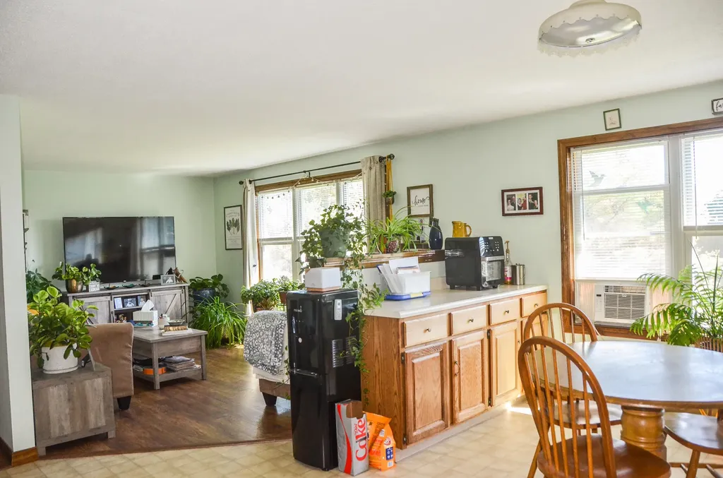 499 W River Road Augusta ME 04330