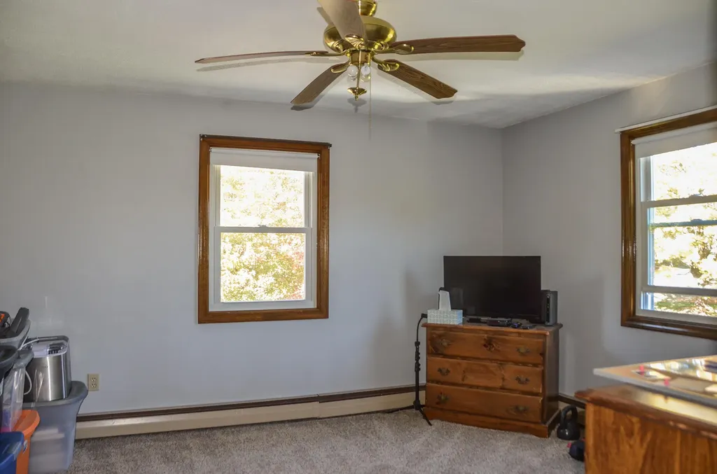 499 W River Road Augusta ME 04330
