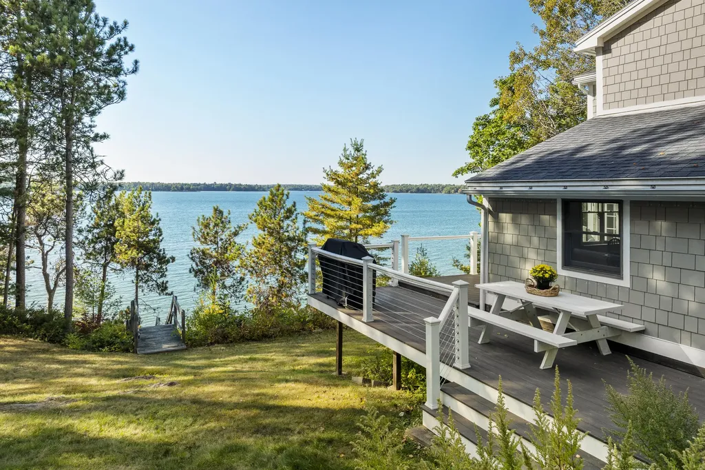 37 Frost Fish Cove Road Harpswell ME 04079