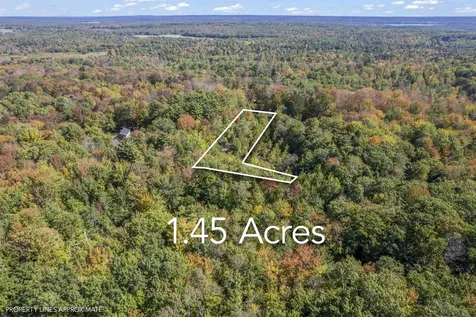 83 Hemlock Hill Lane Bowdoinham ME 04008