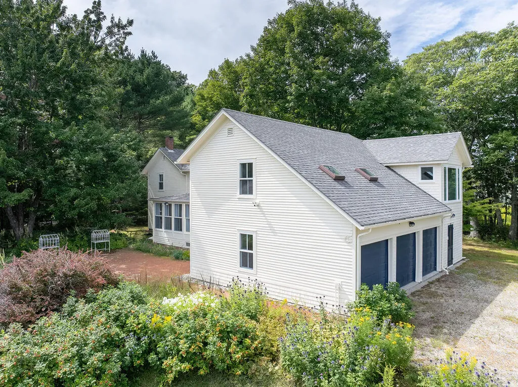 565 Bagaduce Road Brooksville ME 04617