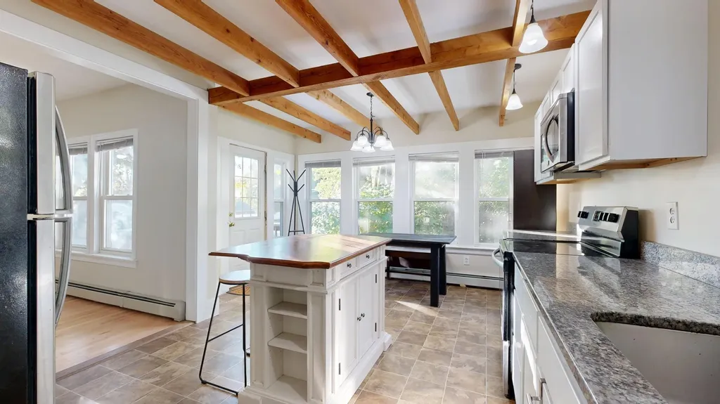 14 Morse Street Auburn ME 04210