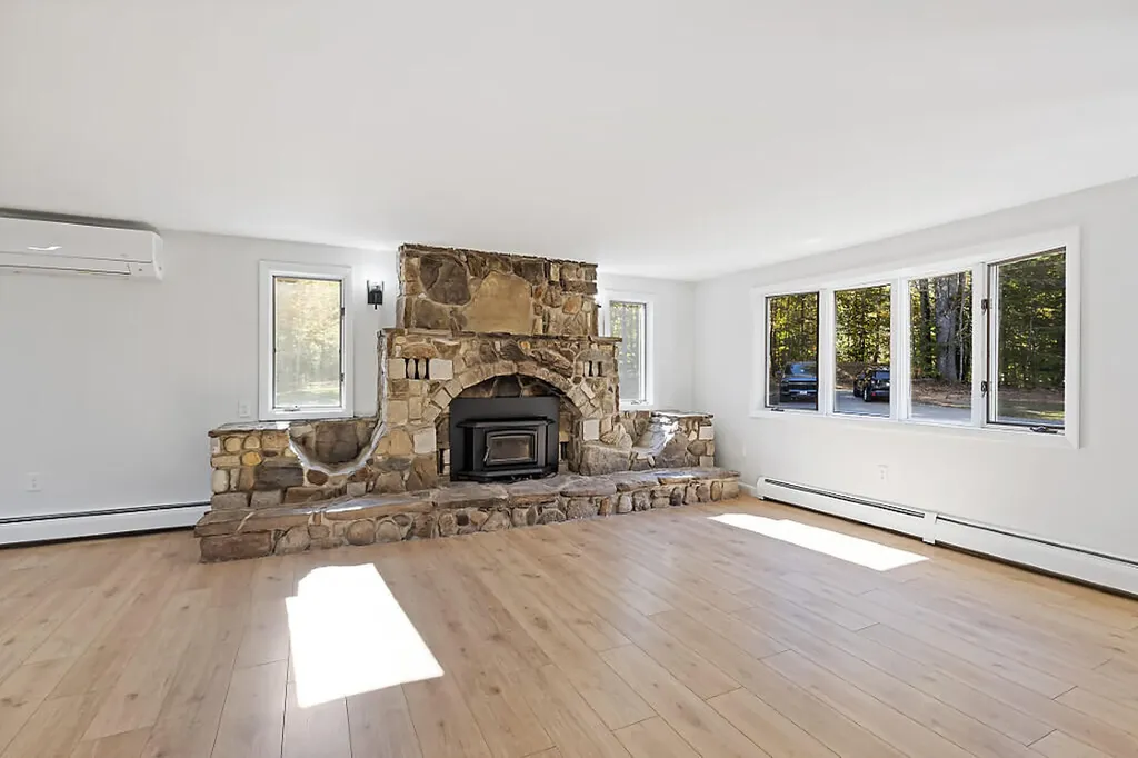 472 Dunn Road Belgrade ME 04917