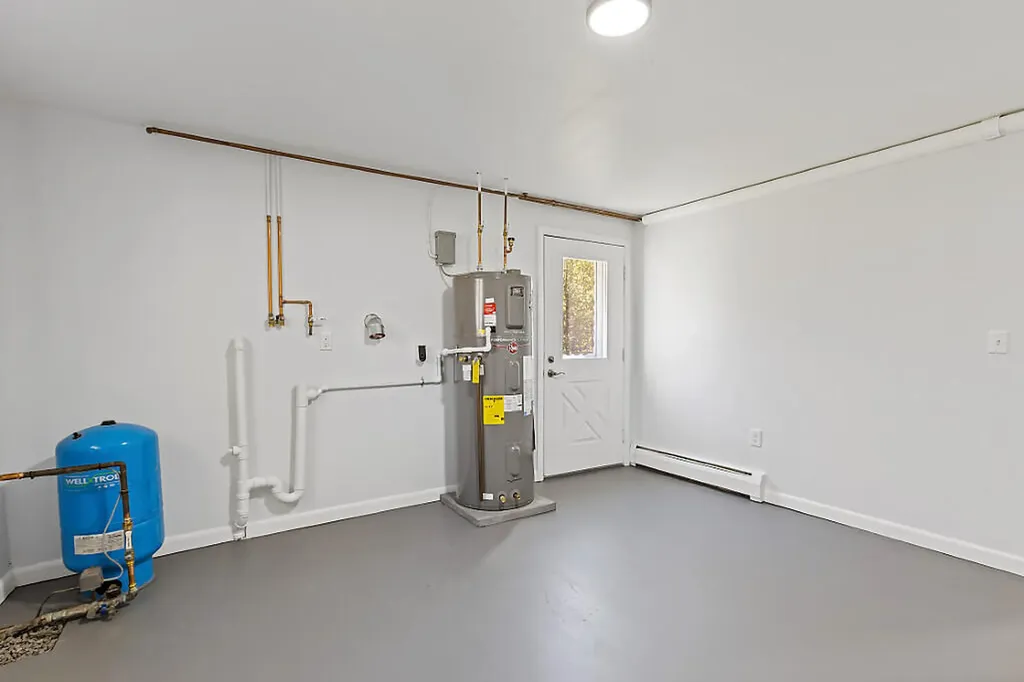 472 Dunn Road Belgrade ME 04917