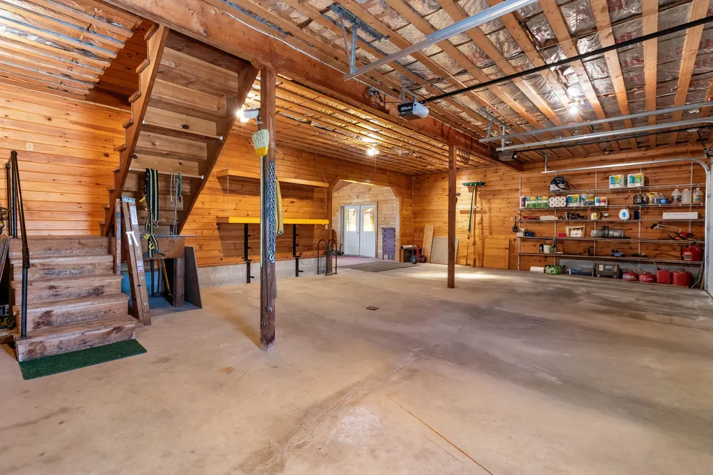 425 Sennebec Road Union ME 04862