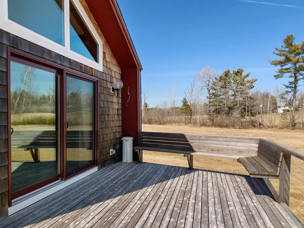 425 Sennebec Road Union ME 04862
