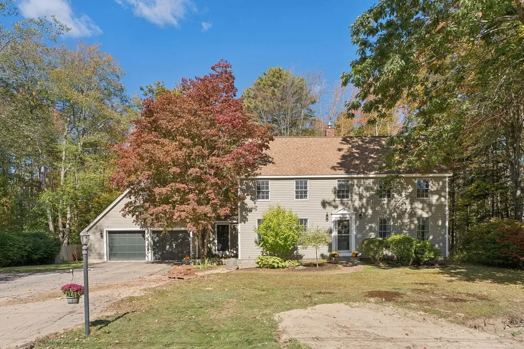 18 Longwood Drive Kennebunk ME 04043