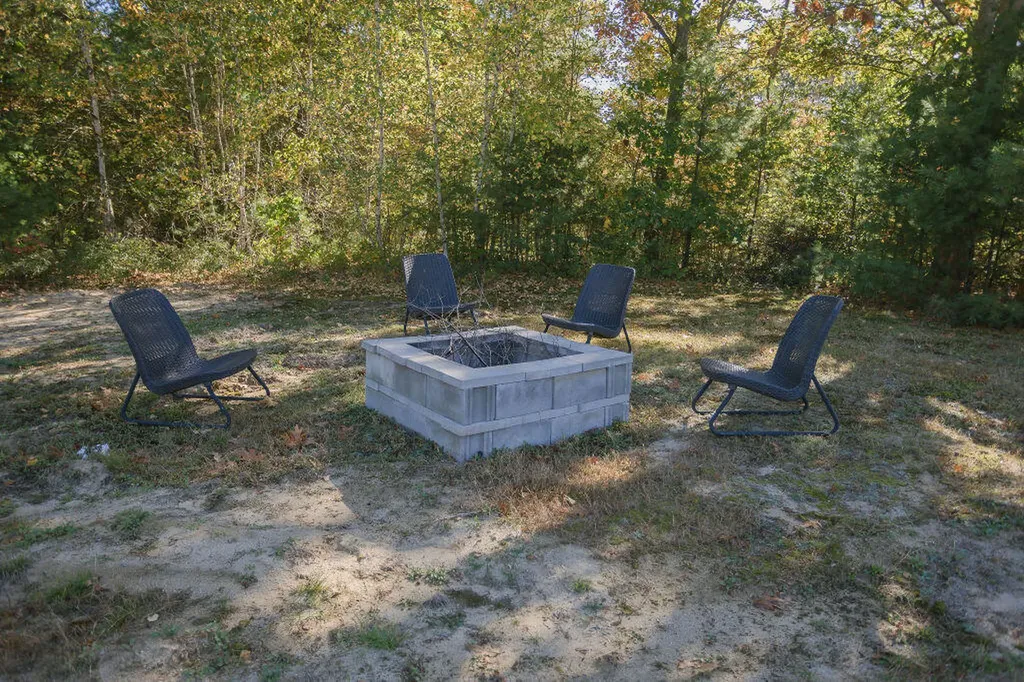 17 Treetop Lane Jay ME 04239