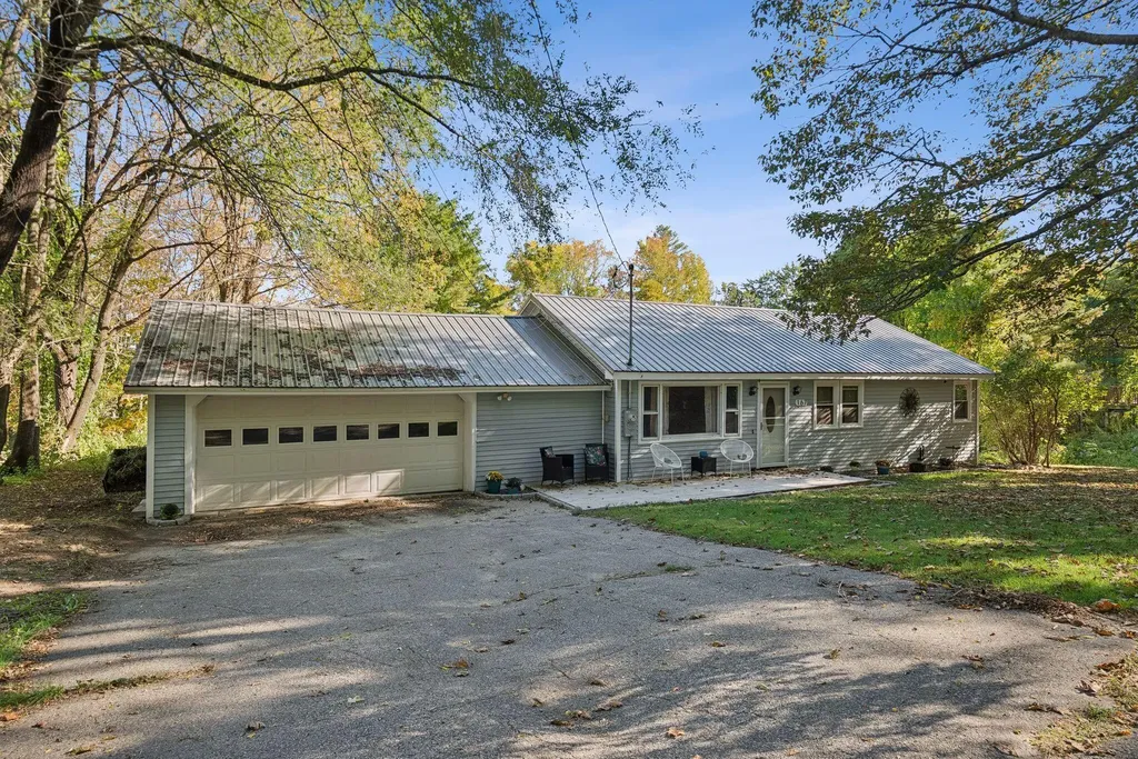 167 Sedgley Road Greene ME 04236