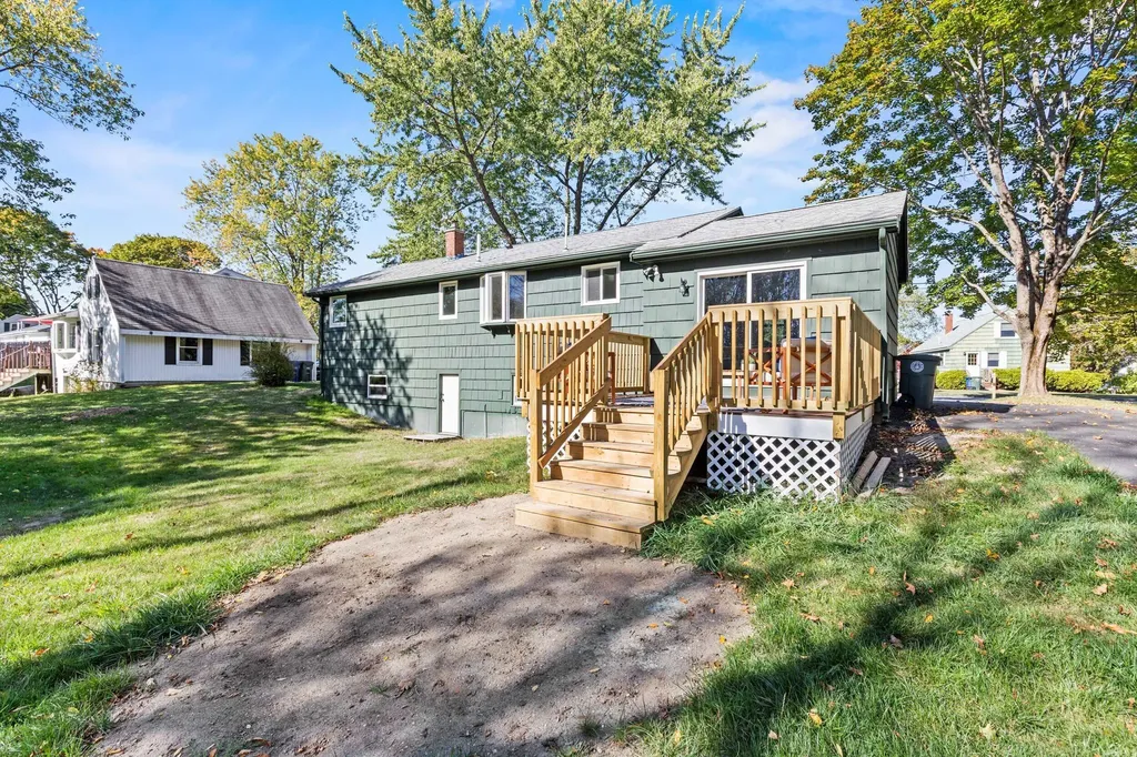 56 Constitution Drive Westbrook ME 04092