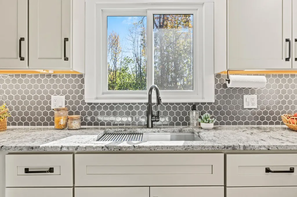 56 Constitution Drive Westbrook ME 04092