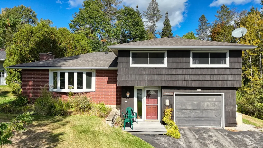34 Stoneybrook Road Hampden ME 04444