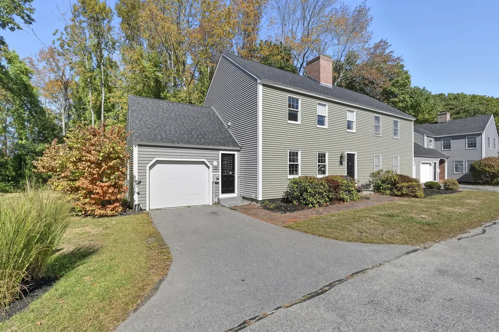 23 Bayberry Way South Portland ME 04106