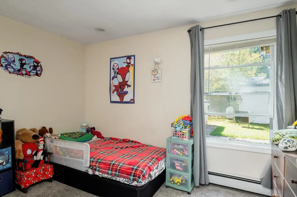 25 Heritage Drive Eliot ME 03903