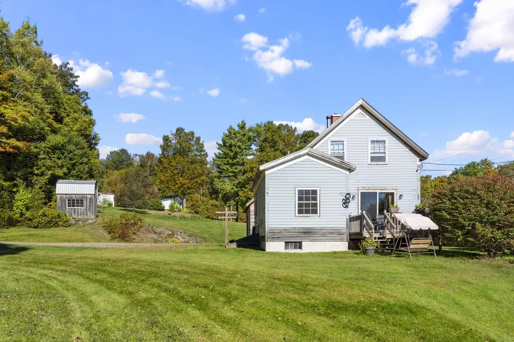 772 Prescott Road Manchester ME 04351