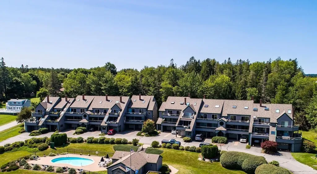 10 Robinson Lane Southwest Harbor ME 04679