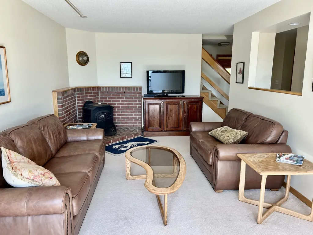 10 Robinson Lane Southwest Harbor ME 04679