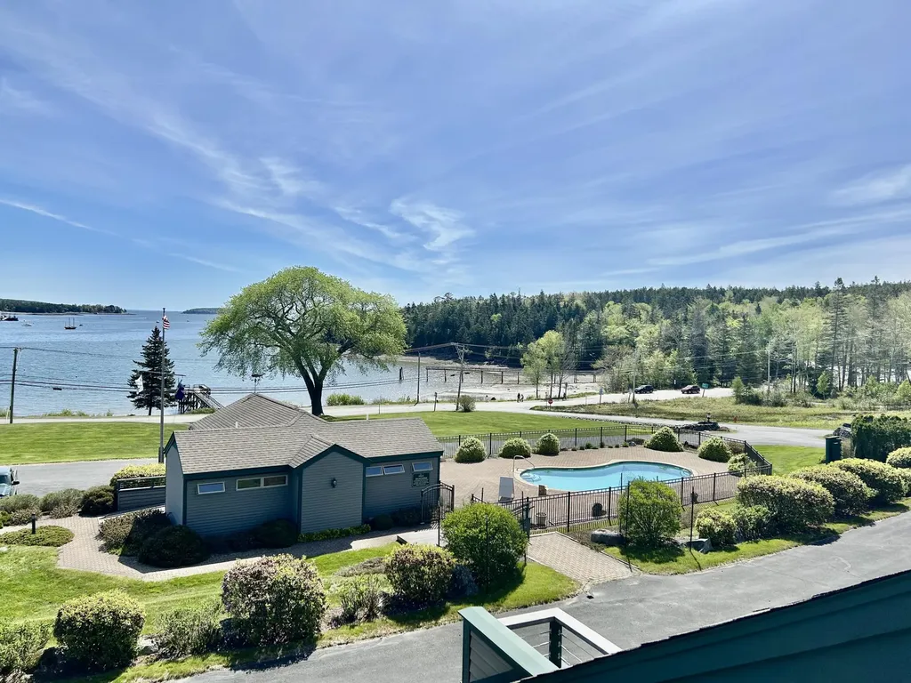 10 Robinson Lane Southwest Harbor ME 04679