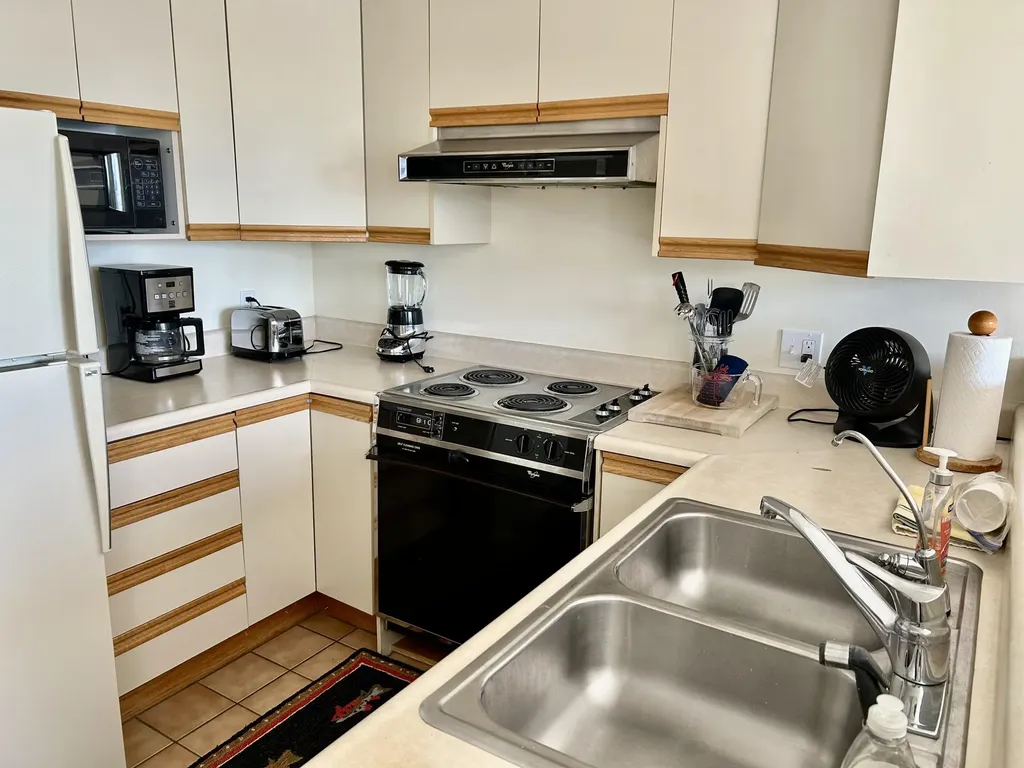 10 Robinson Lane Southwest Harbor ME 04679