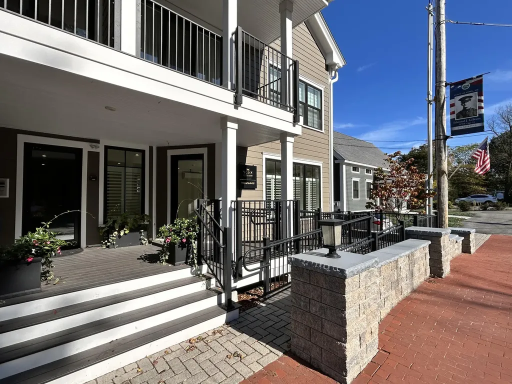 298 York Street York ME 03909