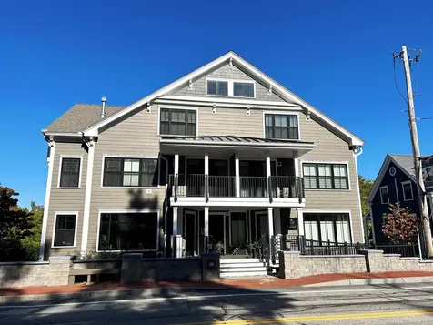298 York Street York ME 03909
