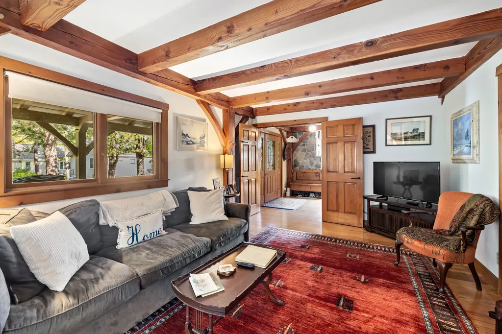 442 Kings Highway Kennebunkport ME 04046