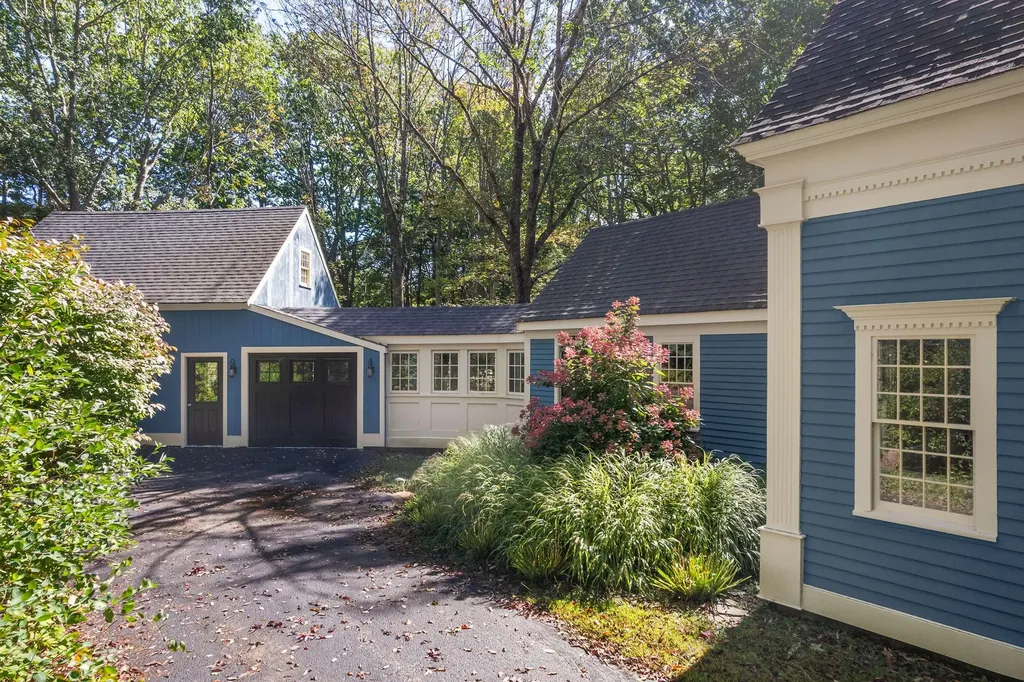 147 River Road York ME 03902