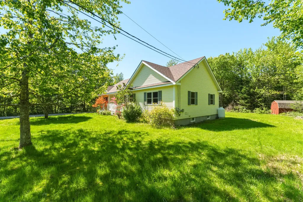 32 Alton Avenue Ellsworth ME 04605
