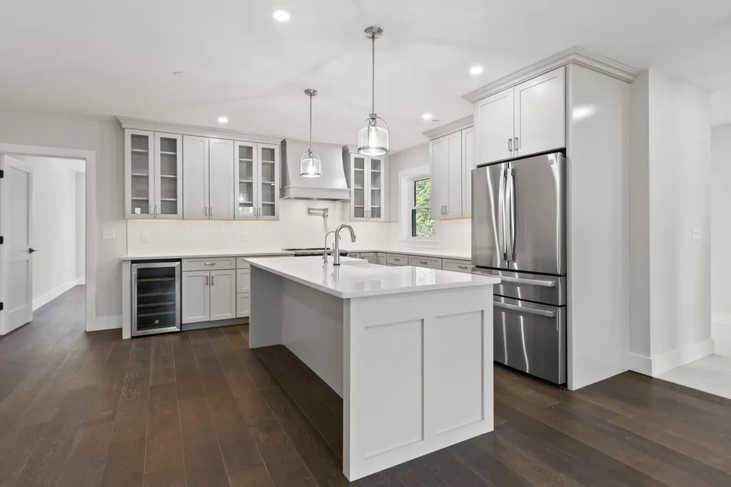 3 Collins Place Westbrook ME 04092