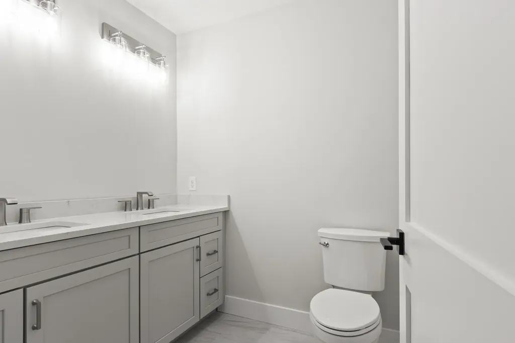3 Collins Place Westbrook ME 04092