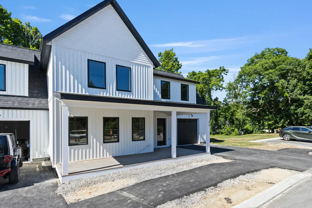 3 Collins Place Westbrook ME 04092
