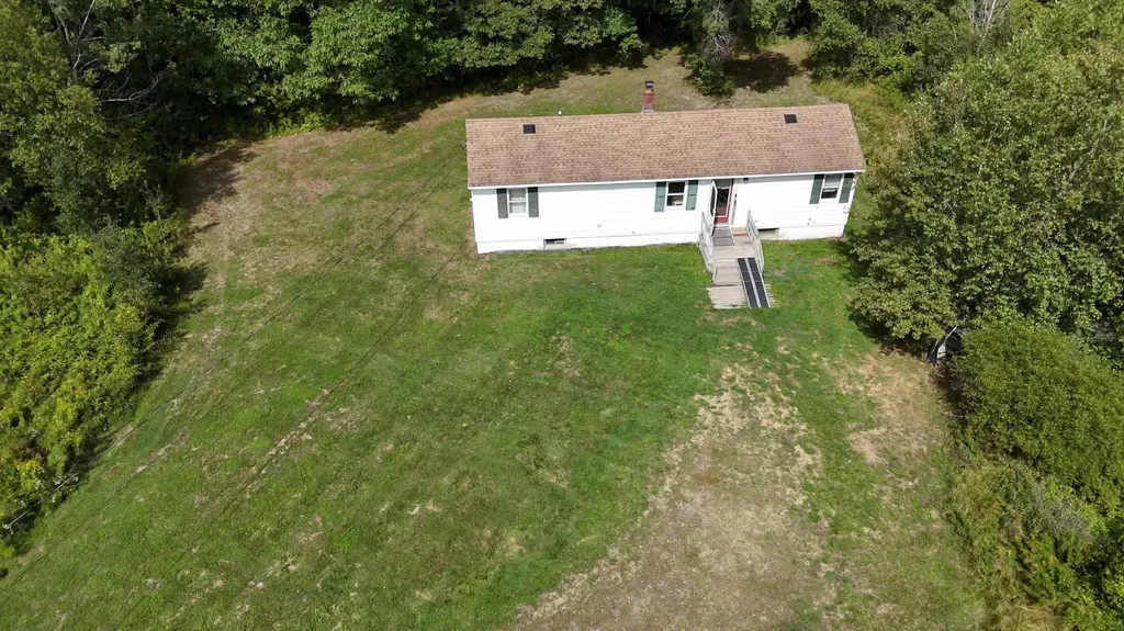 1677 Ohio Res Street Bangor ME 04401