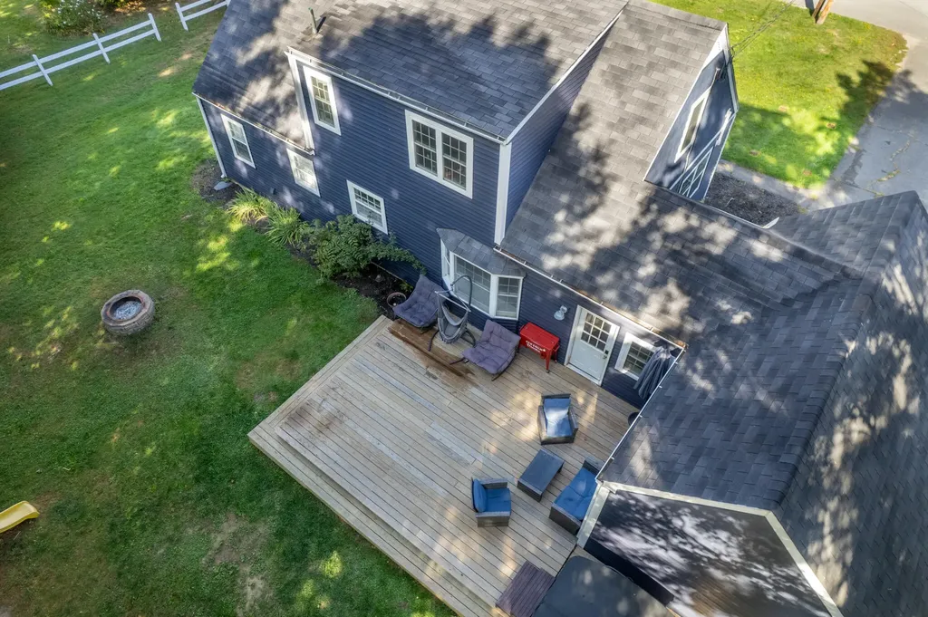 35 North Street Newport ME 04953