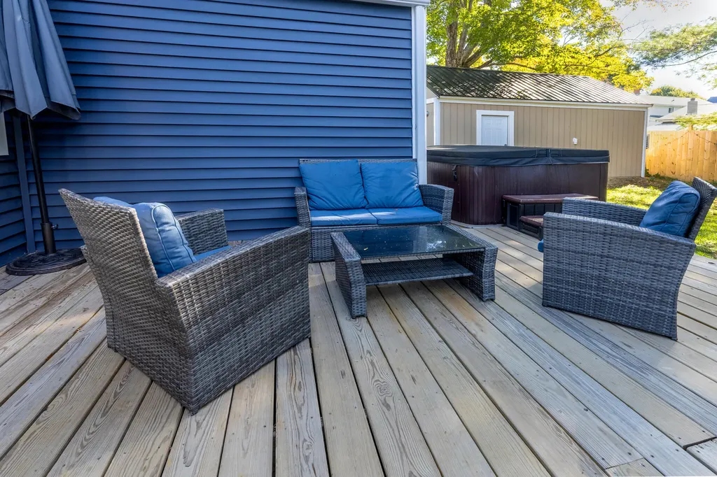 35 North Street Newport ME 04953